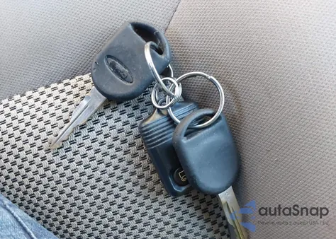 2004 Ford Explorer Sport Trac Adrenalin/Xls/Xlt из США, поврежденный, VIN 1FMZU77K84UA75812